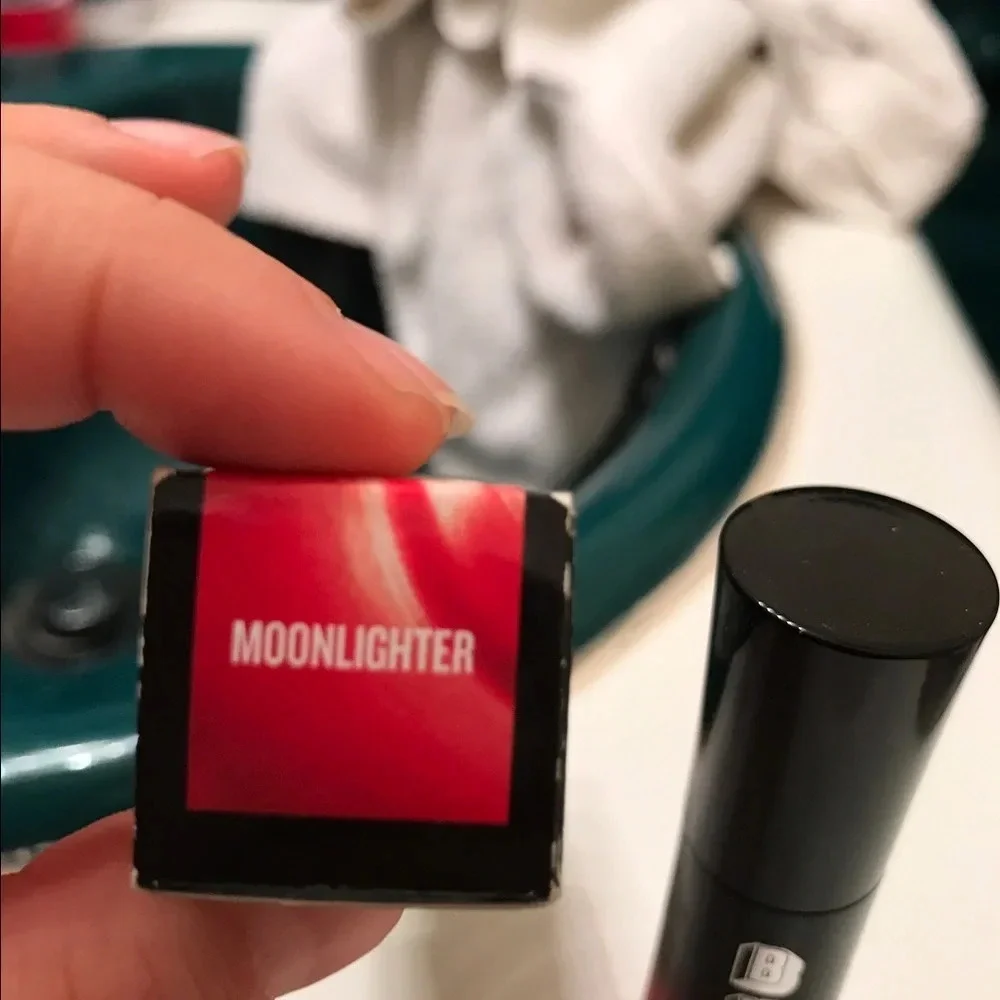 NIB BUXOM MOONLIGHT LIQUID LIPSTICK